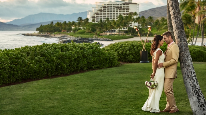 Wedding Photography in Oahu at Four Seasons