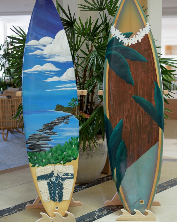 Local Hawaiian Art Gallery at Four Seasons Oahu