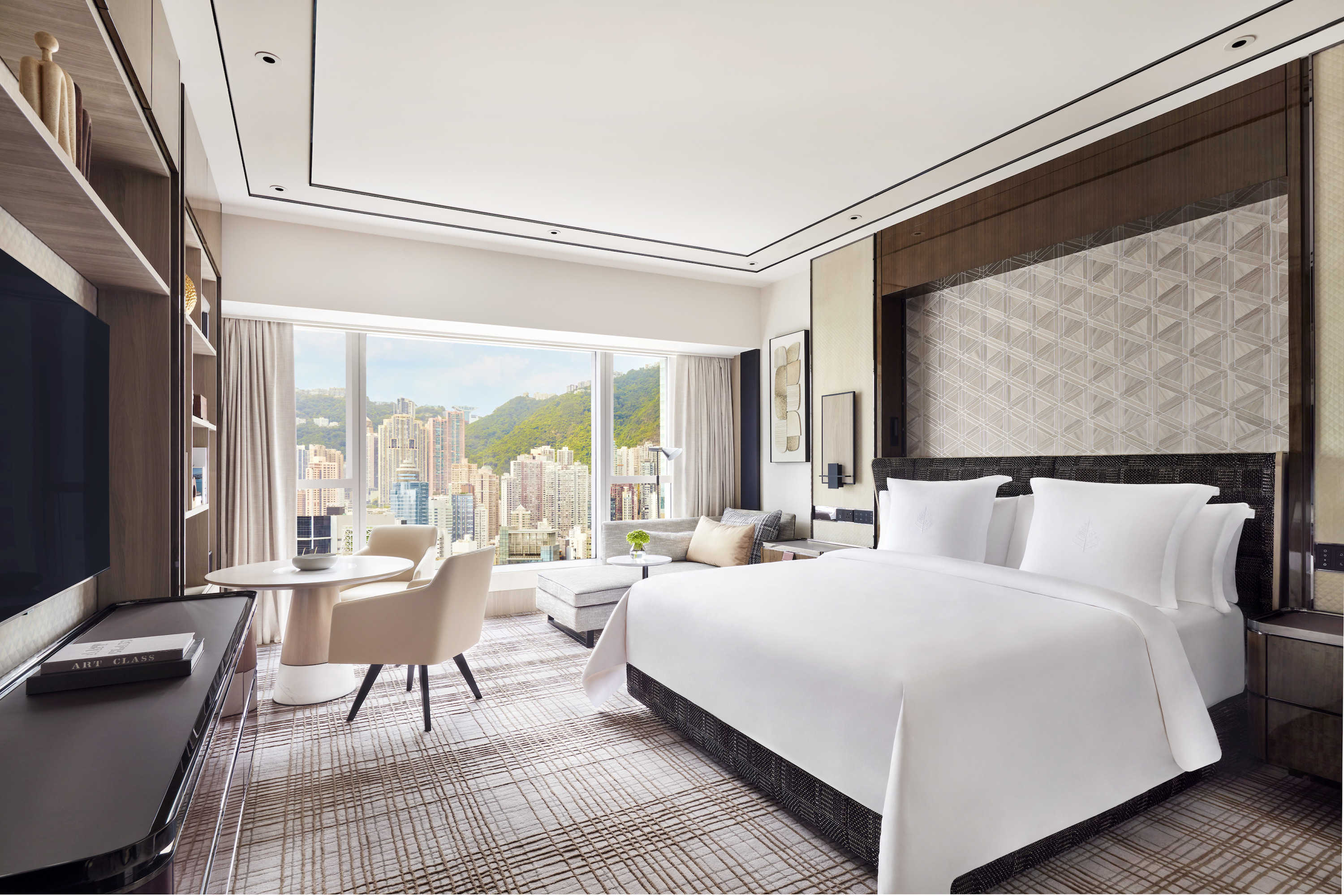 Premier Peak-View Room