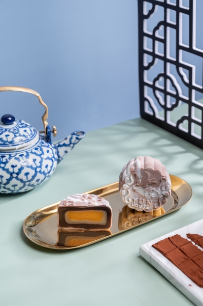 Symphony of Wind and Moon: Four Seasons Hotel Beijing Presents Exquisite  Mooncakes as The Perfect Mid-Autumn Festival Gift