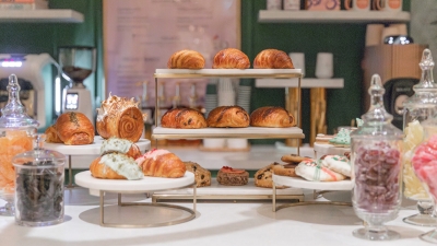 Cocoanut Cafe 