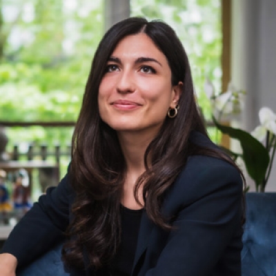 FLO_2535_square_300x300