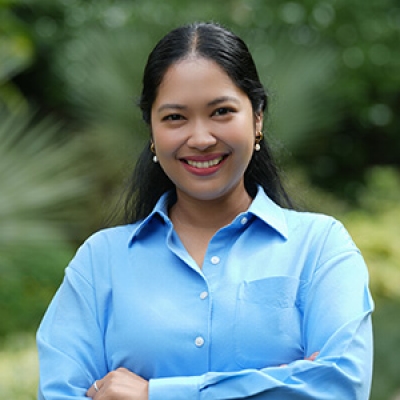 CHI_2827_square_300x300