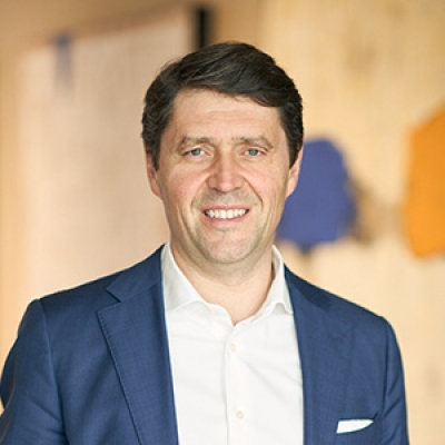 MRK_1900_square_300x300